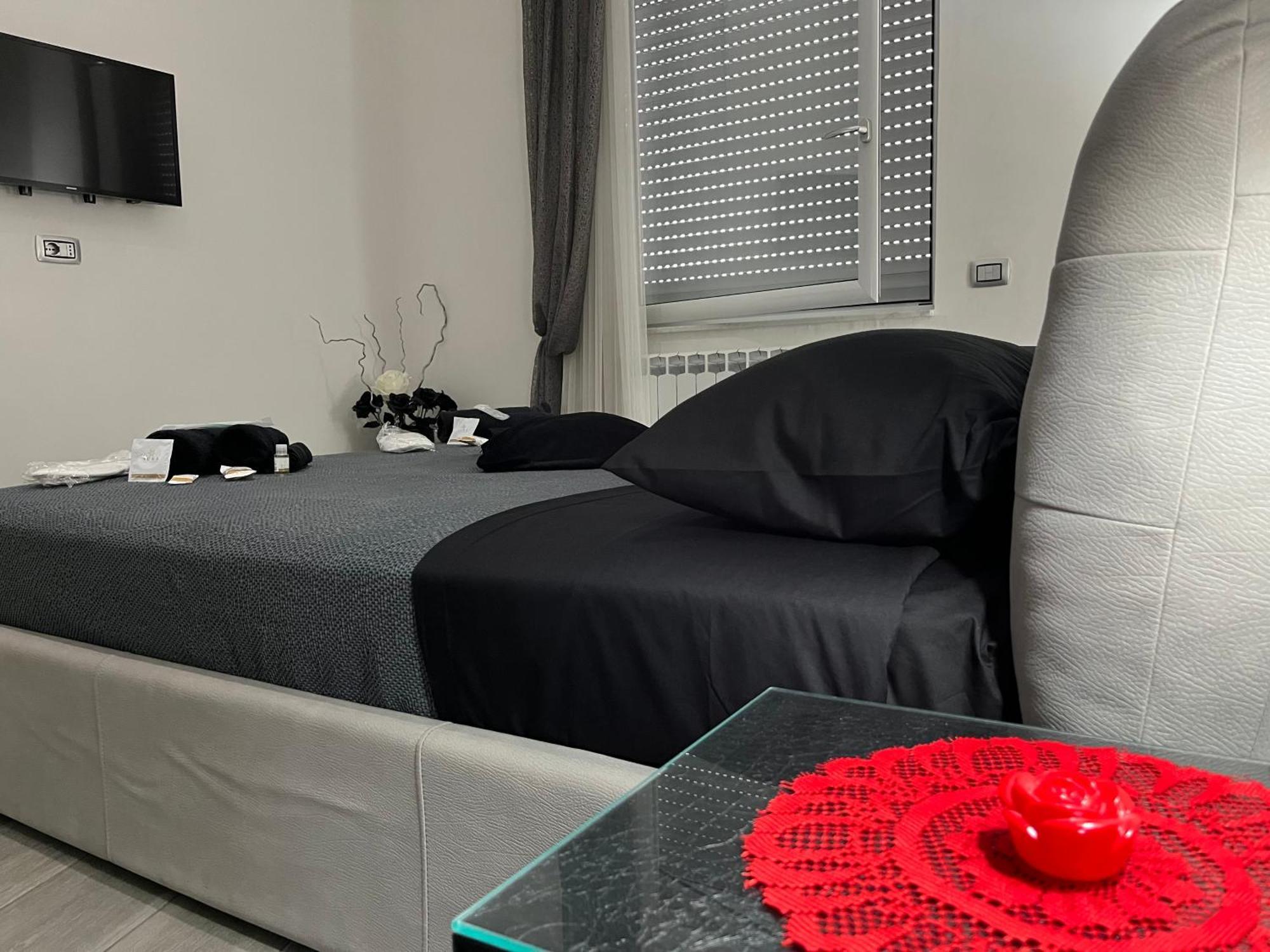 נאפולי Holiday Home Un Posto Solare מראה חיצוני תמונה